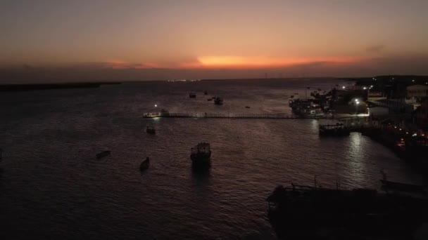 Pullback Fishing Pier Boats Moored Epic Sunset Colors Sky Brazil — Stock Video