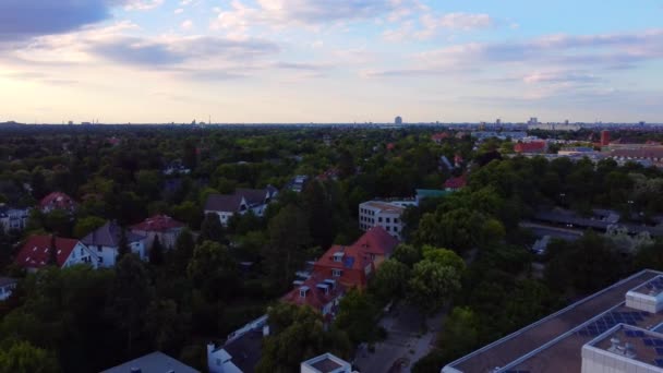Golden Hour Flight Building Solar Library Berlin Smooth Aerial View — Stockvideo