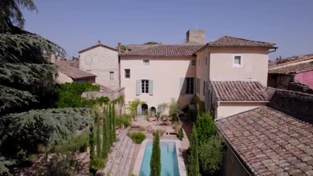 Approaching Garden Area Rustic Mediterranean Villa Southern France Aerial Approach — Stok video