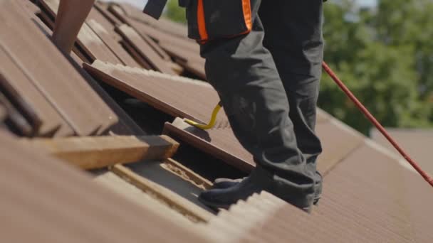 Close Person Working Top Roof Changing Roof Tiles Slow Motion — Stockvideo