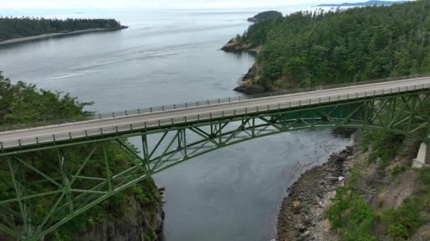 Drone Perspective Single Car Driving Deception Pass Washington State — Vídeos de Stock