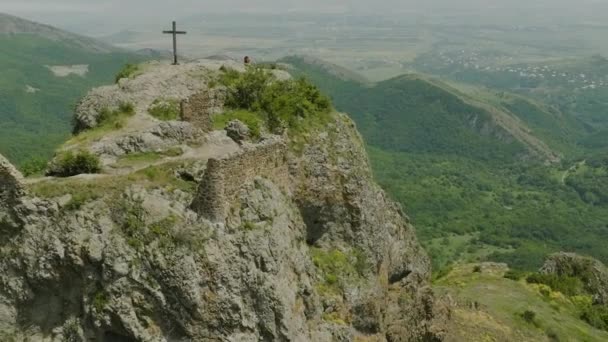 Majestic Scenery Azeula Fortress Cross Broad Wilderness — Vídeos de Stock