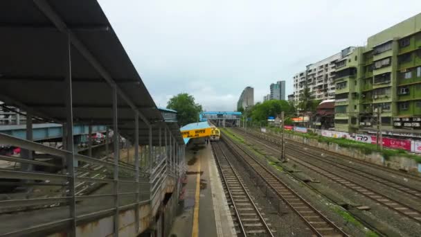 Malad Local Railway Station Mumbai India Public Transport — Vídeo de Stock