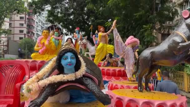 Idols Hindu Gods International Society Krishna Consciousness Iskcon Jagannath Rath — Vídeos de Stock