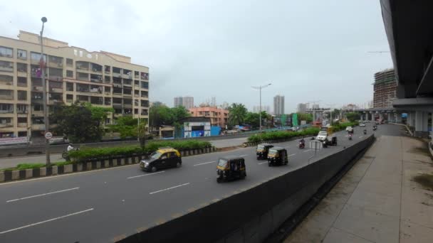 Mumbai Highway Rainy Season Cloudy Day Traffic Slow Motion Western — Video Stock
