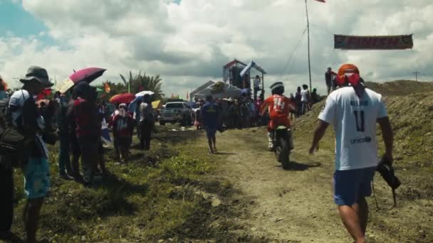 Les Participants Quittent Piste Course Début Prochaine Course Motocross — Video