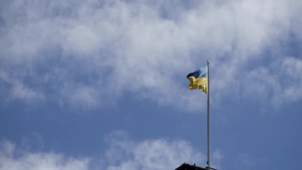 Ukraine Flag Waving Sky Sunny Day Some Cloud Pass Country — 图库视频影像