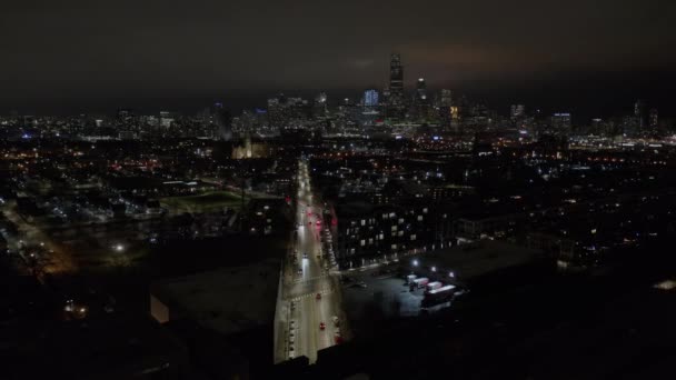 Aerial View Chicago City Night Lights Including Holiday Colors Shining — Stockvideo