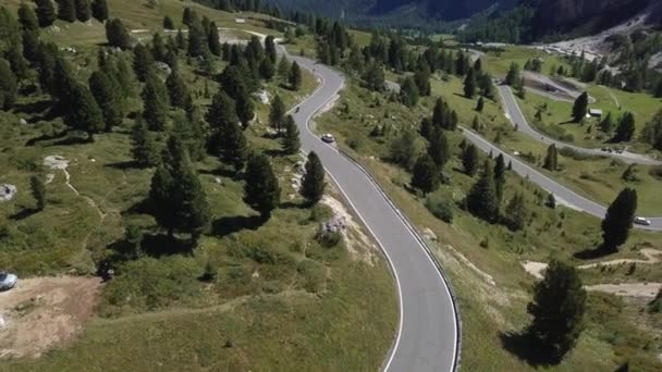 Mountain Curvy Road Italy Seen Drone — ストック動画