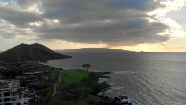 Beautiful Relaxing Drone Shot Maui Looking Kaho Olawe Island Sunset — Vídeo de Stock