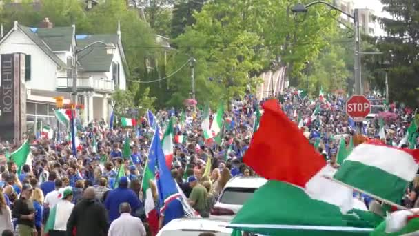 Crowds Fill Street Celebrating Italy Victory 2020 Euro Uefa Football — Vídeos de Stock