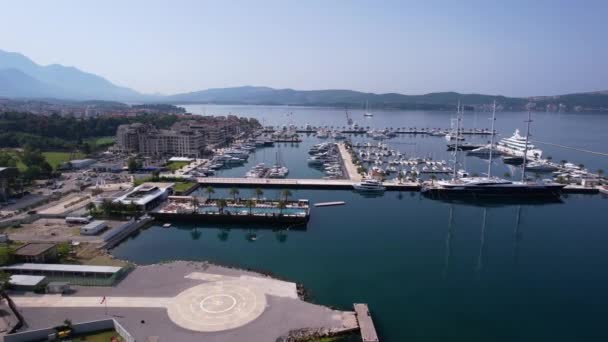 Porto Montenegro Tivat Aerial View Marina Yachts Sailboat Swimming Pool — ストック動画