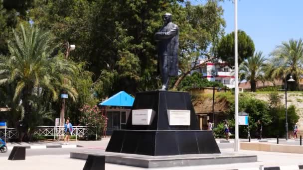 Ataturk Monument Kyrenia Gate North Nicosia Slow Motion — 图库视频影像