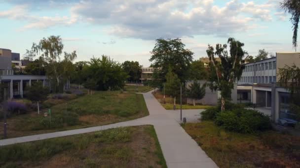 Empty Path Economics Steel Sculpturetranquil Aerial View Flight Fly Backwards — ストック動画