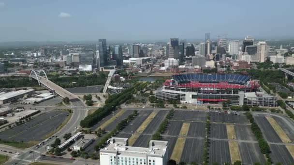 Aerial View Skyline Nissan Stadium Sunny Nashville Usa Tracking Drone — Vídeo de Stock