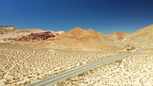 Highway Midland Trail Mojave Desert Harsh Climate Aerial View — Wideo stockowe