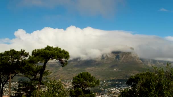 Table Mountain Covered Iconic Tablecloth View Signal Hill Cape Town — Videoclip de stoc