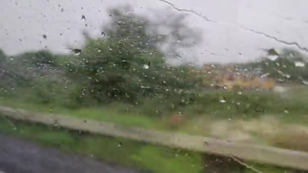 Raindrops Glass Window Traveling Train Ireland Going Dublin Irish Railway — Vídeo de Stock