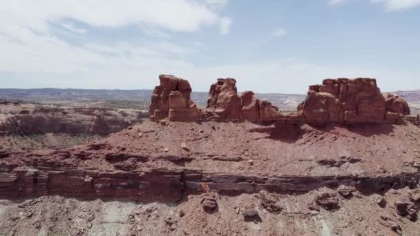 Spectacular Aerial View Massive Red Rock Formation Scenic Landscape Moab — Wideo stockowe