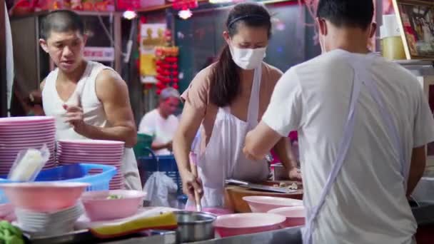 Michelin Star Street Food Vendor Cooking Kway Chap Food Yaoearaj — Stock Video