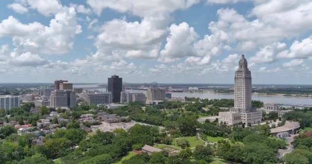 Aerial Louisiana State Capital Building Surrounding Area Baton Rouge Louisiana — Vídeo de stock