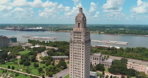 Aerial Louisiana State Capital Building Surrounding Area Baton Rouge Louisiana — Stockvideo