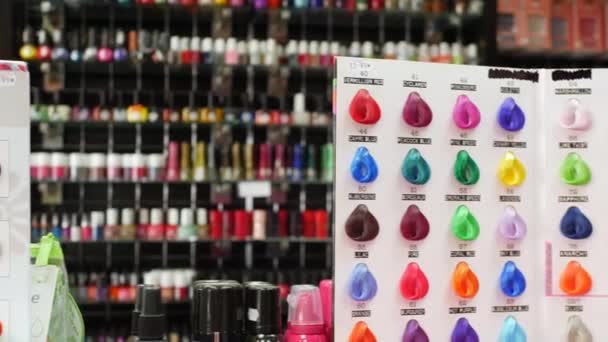 Hair Dye Samples Beauty Store Nail Polish Shelves Back Shop — Vídeos de Stock