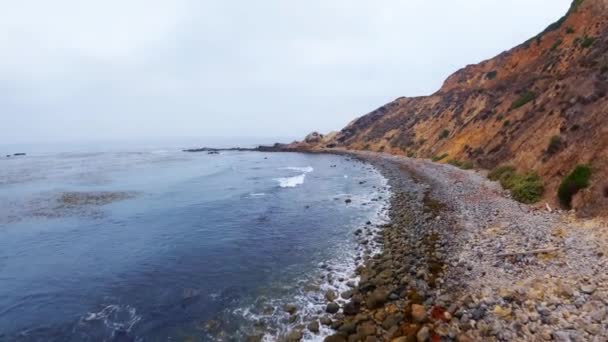 Flying Rocky South Bay Beach Rancho Palos Verdes California — Video Stock