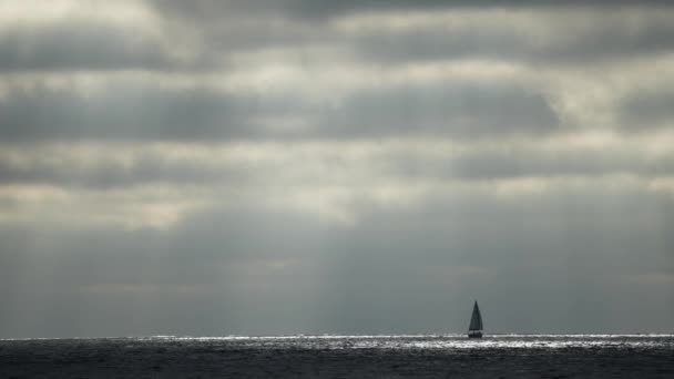 Lonely Sailboat Voyage Dark Skies Stormy Weather Vast Ocean — 图库视频影像