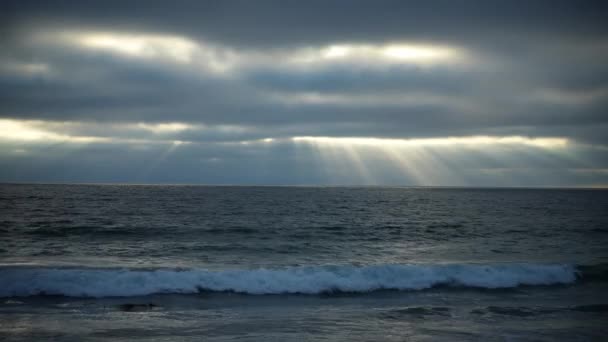 Heavens Rays Shining Clouds Moody Ocean Landscape Static — Stock video