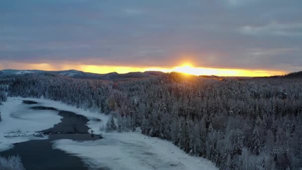 Aerial View Golden Glowing Sunrise Rising Swedish Lapland Woodland Mountains — Stockvideo