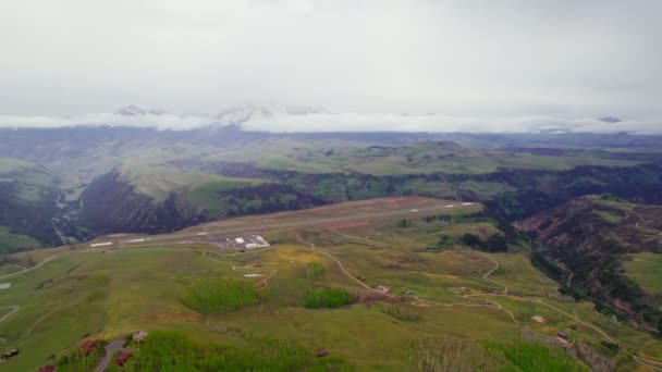 Telluride Regional Airport Telluride Colorado Usa Aerial Drone Shot Vast — Wideo stockowe