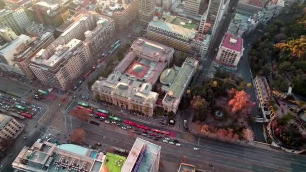 Aerial Orbit Majestic Neoclassic National Library Chile Surrounded Santiago City — Stok video