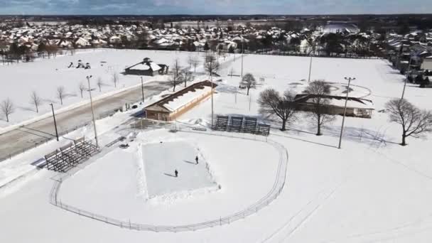 Couple Having Skating Ice Rink Aerial Drone Shot Fun Sport — Vídeos de Stock