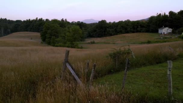 Aerial Flying Old Fence Grandfather Mountain Boone Blowing Rock North — Vídeo de Stock