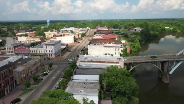 Edmund Pettus Bridge Selma Alabama Drone Video Moving Sideways — Stockvideo