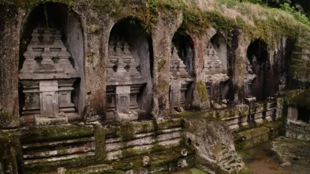 Shrines Cut Cliff Niches Historic Kawi Sebatu Temple Ubud Drone — Video Stock