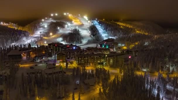 Hyperlapse View Ruka Ski Village Slopes Foggy Winter Evening Kuusamo — Video