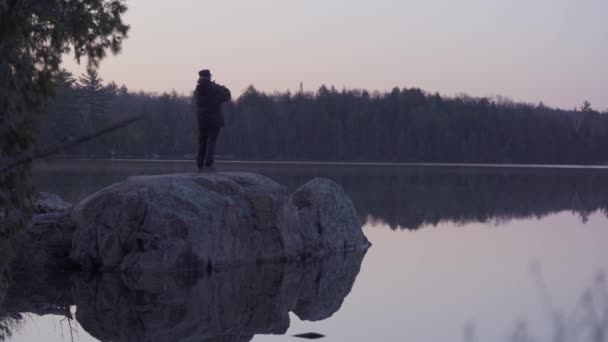 Woman Plays Native Flute Sunrise Algonquin Provincial Park — 图库视频影像