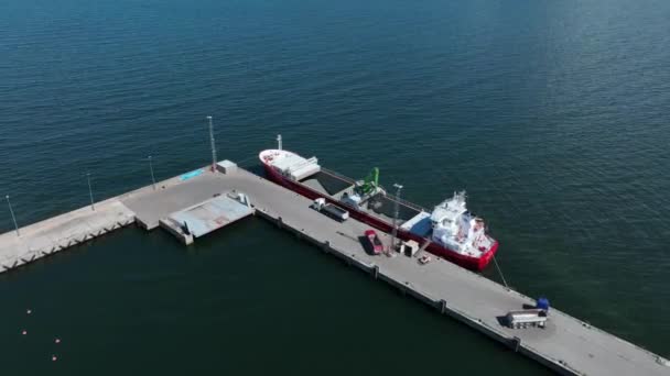 Unloading Granite Rubble Ship Truck Port Saaremaa Estonia — Stock Video