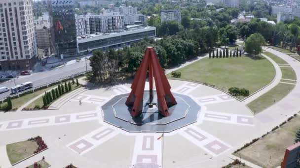 Drone Shot Eternity Memorial Complex Chiinu Stad Moldavien — Stockvideo