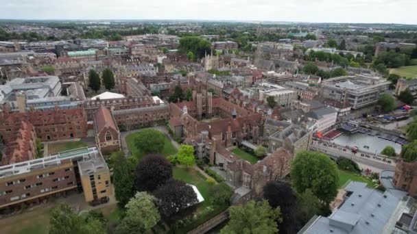 Queens College Cambridge Centro Ciudad Inglaterra Vista Aérea Drones — Vídeo de stock