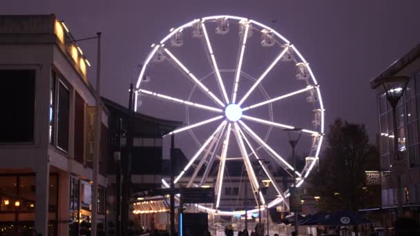 Illuminated Lit Bristol Wheel Millenium Square United Kingdom — Vídeos de Stock