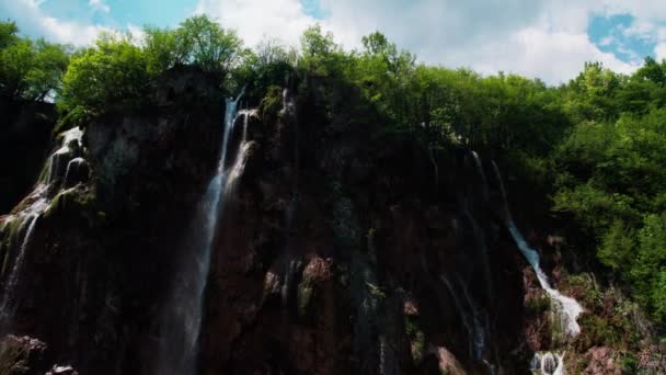 Aerial Drone View Wild Waterfalls Cliffs Karst Natural Landscape Waterfalls — Vídeo de Stock
