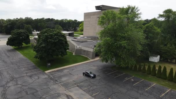 Drone Push Famed Church Muskegon — 图库视频影像