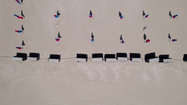 Aerial Top Rows Closed Beach Umbrellas Summer Vacation Holiday Relaxation — Stok video