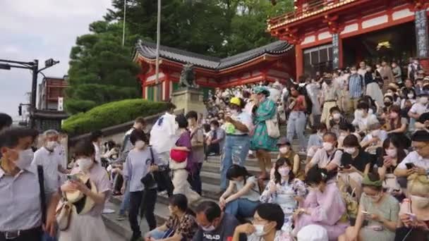Gion Shrine Mid Summer Japan Crowds People Waiting Parade Begin — Stock video