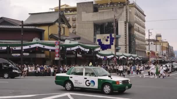 Busy Streets Kyoto Gion Matsuri Begins Japanese Summer — Stockvideo