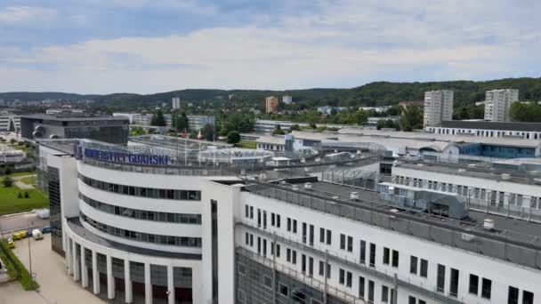 Exterior Humanities Social Sciences Building University Gdask Poland Aerial Drone — Vídeo de stock