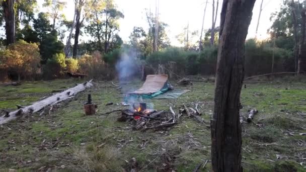 Few Traditional Australian Swag Camp Fire Billy Boiling — Stock video